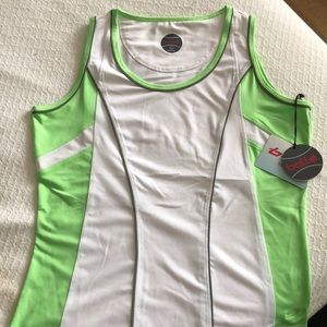 Ladies exercise sleeveless top, Sz. Large